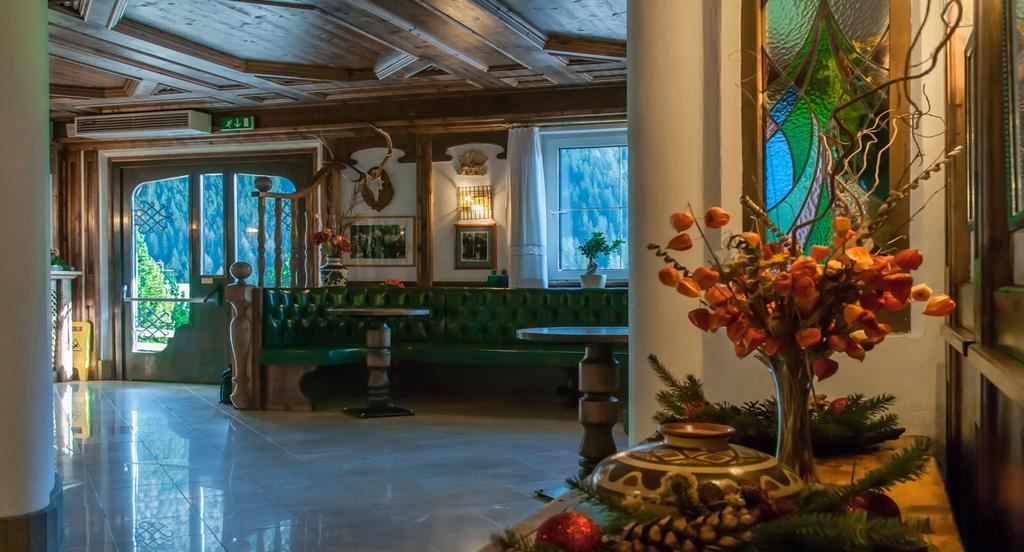 Hotel Ai Pini Виго-ди-Фасса Экстерьер фото