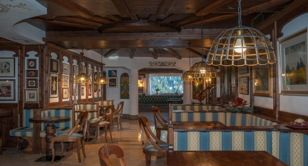 Hotel Ai Pini Виго-ди-Фасса Экстерьер фото